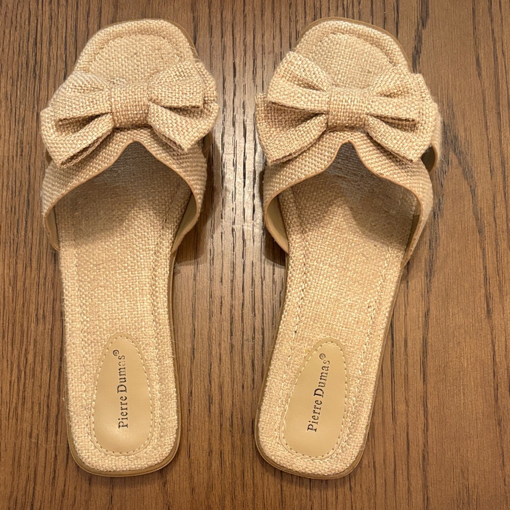 Pierre Dumas Beige Bow Slide Mules